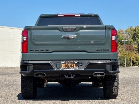 New 2025 Chevrolet Silverado 1500 Custom Trail Boss w/ Dark Appearance Package image 5