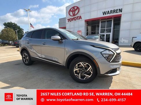Used 2023 Kia Sportage LX AWD/4WD image 1