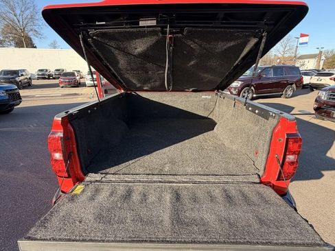 Used 2018 Chevrolet Silverado 1500 LT w/ All Star Edition image 10