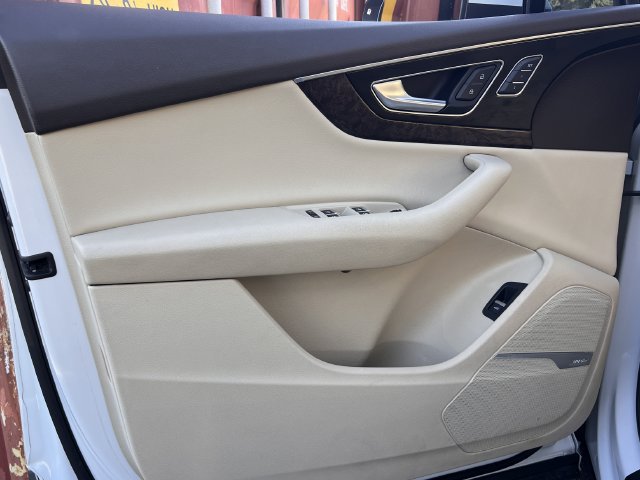 Used 2019 Audi Q7 3.0T Prestige w/ Prestige Package AWD/4WD image 10