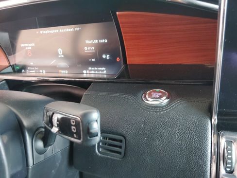 Used 2020 Lincoln Navigator Reserve RWD image 26