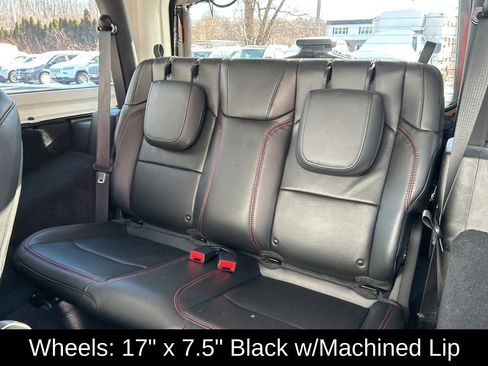 Used 2021 Jeep Wrangler Rubicon image 34