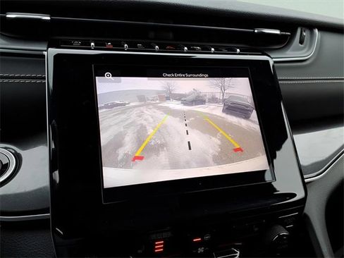 Used 2021 Jeep Grand Cherokee L Laredo image 20