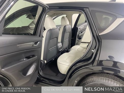 Certified 2025 MAZDA CX-5 AWD 2.5 S w/ Preferred Package image 12