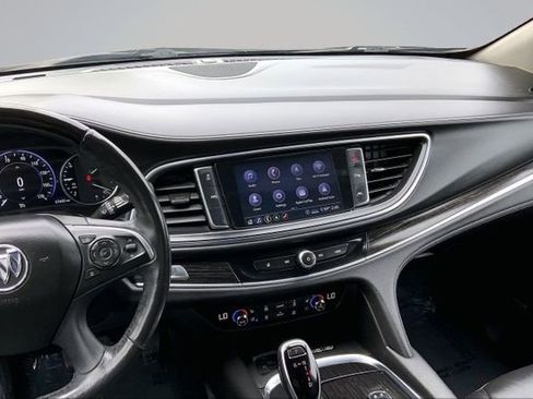 Used 2021 Buick Enclave Avenir AWD/4WD image 20
