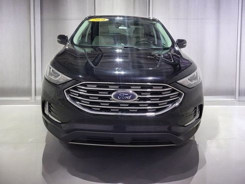 Used 2021 Ford Edge Titanium image 16