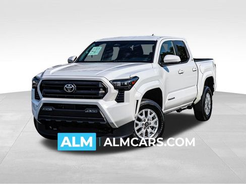 Used 2024 Toyota Tacoma SR5 AWD/4WD image 1