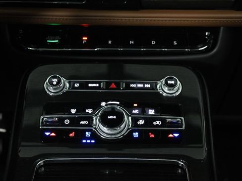 Used 2023 Lincoln Nautilus Reserve w/ Equipment Group 201A AWD/4WD image 22