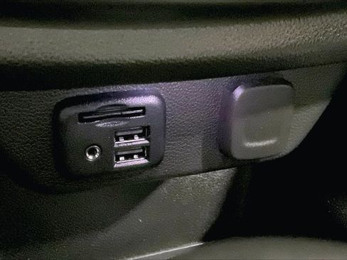 Used 2022 Chevrolet Traverse RS w/ LPO, Cargo Package image 34