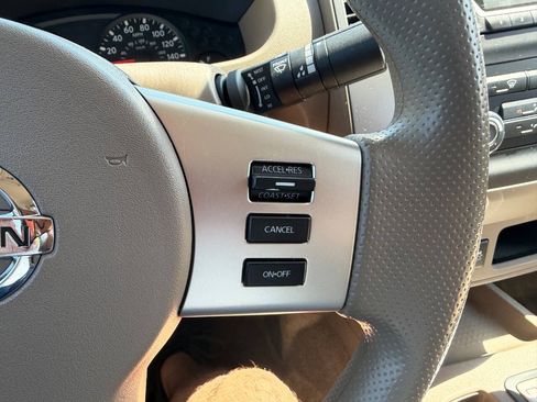 Used 2017 Nissan Frontier SV AWD/4WD image 14