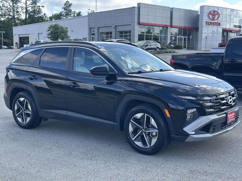 Used 2025 Hyundai Tucson SEL FWD image 1