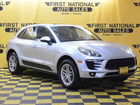 Used 2018 Porsche Macan image 1