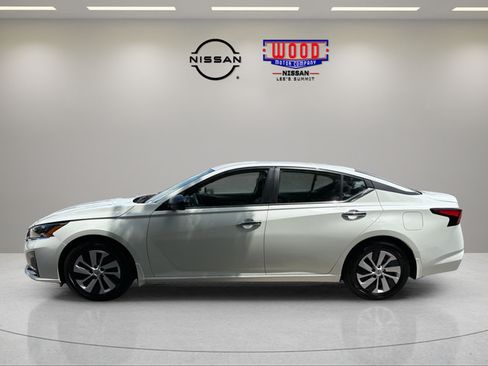 Certified 2025 Nissan Altima 2.5 S FWD image 5