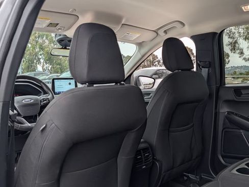 Used 2023 Ford Escape Active AWD/4WD image 15