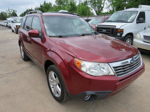 Used 2010 Subaru Forester 2.5X Premium AWD/4WD image 3