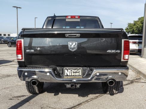 Used 2016 RAM 1500 Laramie w/ Convenience Group AWD/4WD image 5