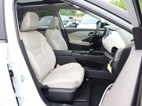 New 2026 Nissan Rogue SV AWD/4WD image 26