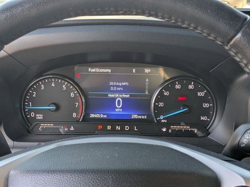 Used 2022 Ford Explorer XLT w/ Equipment Group 202A image 14