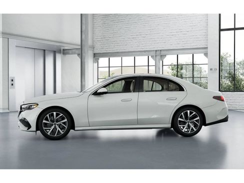 New 2026 Mercedes-Benz E 350 4MATIC Sedan image 35