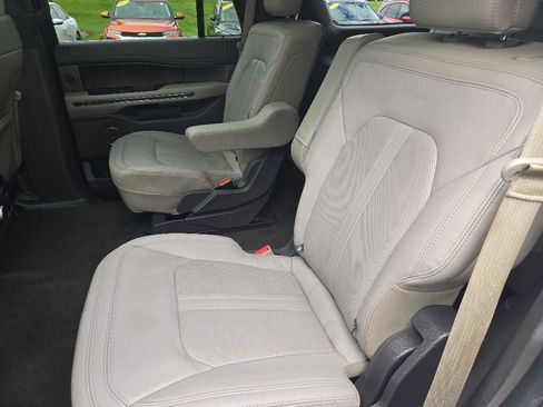 Used 2019 Ford Expedition Limited w/ Special Edition Package RWD image 34