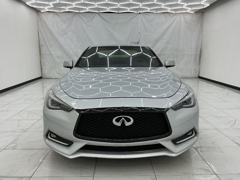 Used 2017 INFINITI Q60 3.0t w/ Premium Plus Package 3.0T AWD/4WD image 5