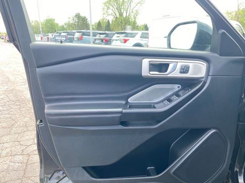 Used 2020 Ford Explorer Platinum AWD/4WD image 13