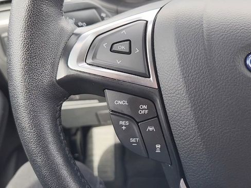 Certified 2024 Ford Edge SEL image 12