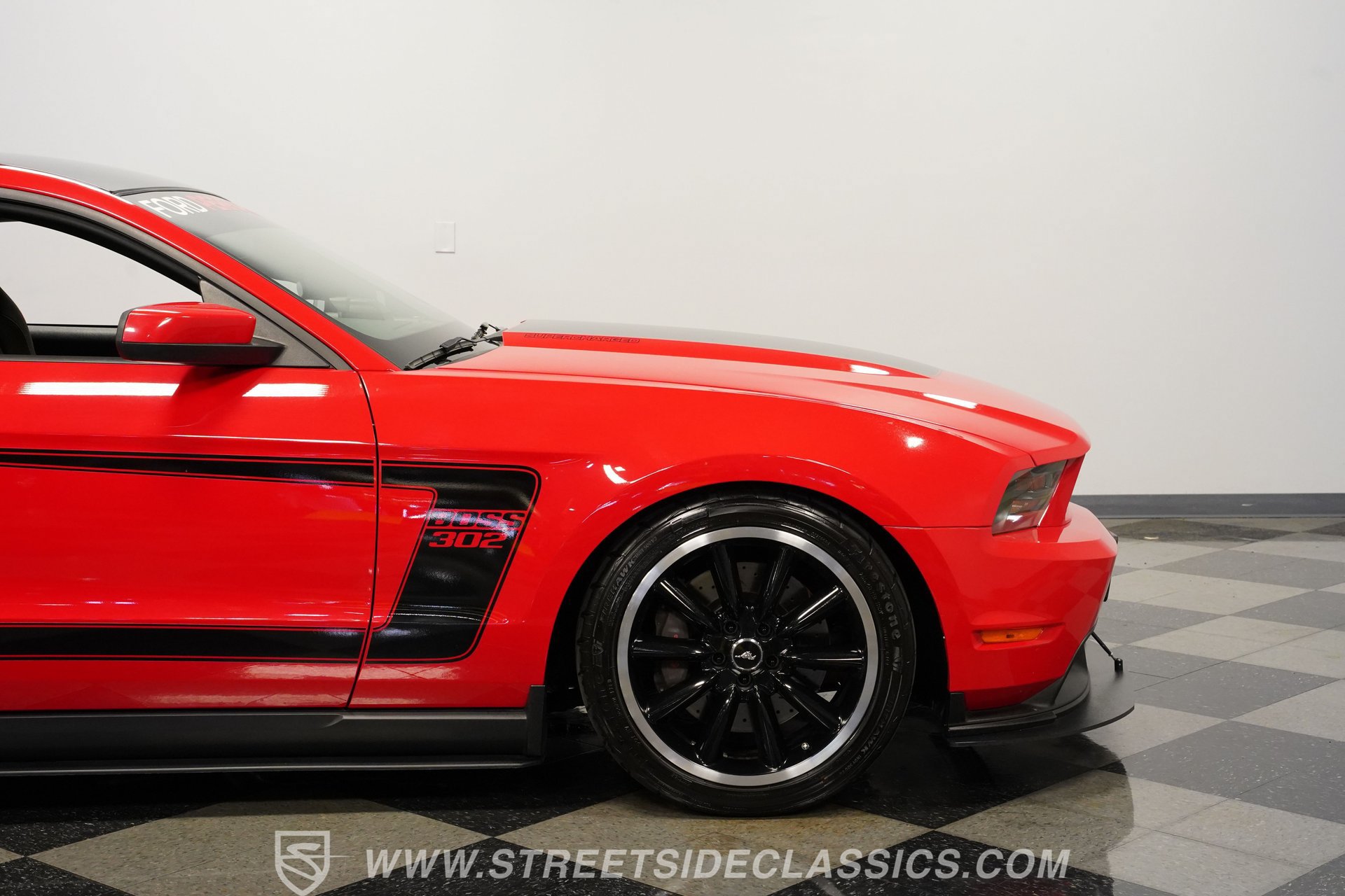 Used 2012 Ford Mustang Boss 302 w/ Boss 302 Accessory Pkg RWD image 31