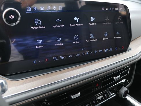 New 2026 Chevrolet Suburban High Country w/ LPO, Get Active Package image 20