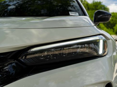 Used 2023 Honda Civic Type R image 11