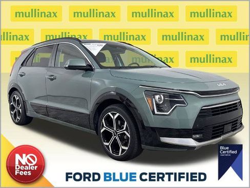 Used 2023 Kia Niro EX Touring FWD image 1