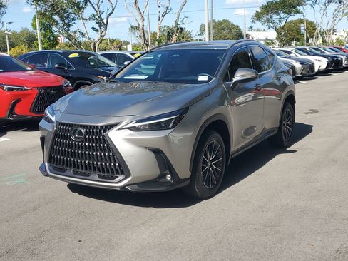 Used 2022 Lexus NX 250 FWD image 3