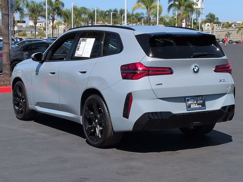 Used 2025 BMW X3 xDrive30i w/ Premium Package AWD/4WD image 7