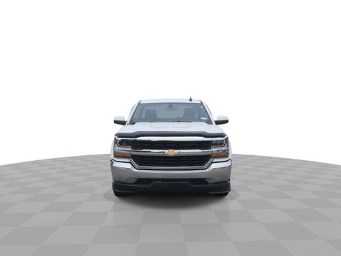 Used 2018 Chevrolet Silverado 1500 LT AWD/4WD image 3