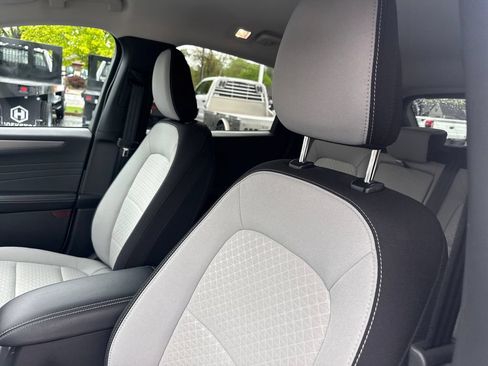 Used 2025 Ford Escape Active FWD image 23