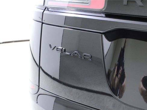Used 2026 Land Rover Range Rover Velar Dynamic SE AWD/4WD image 9