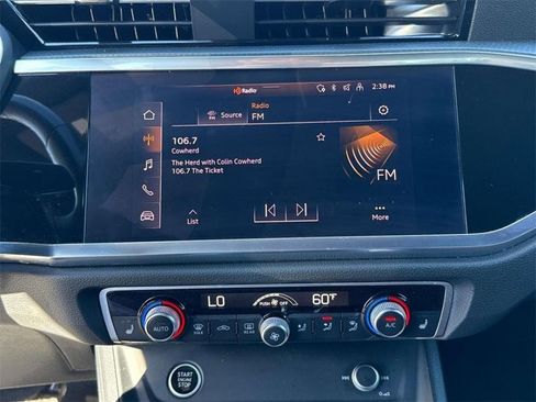 Used 2022 Audi Q3 2.0T Premium Plus image 27