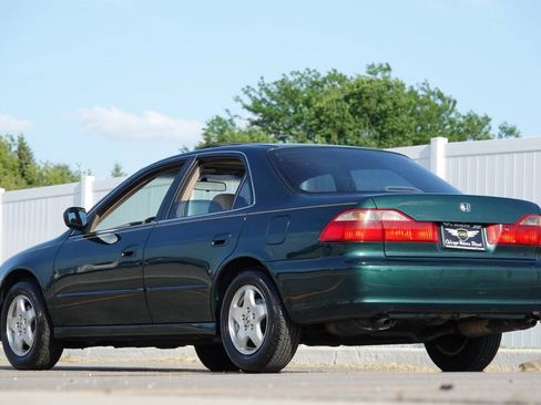 Used 1998 Honda Accord EX image 19