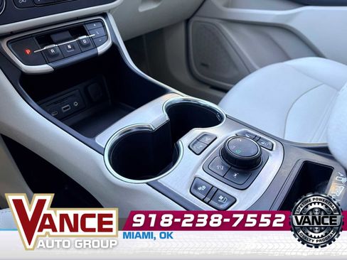 Used 2022 GMC Terrain Denali w/ Denali Premium Package image 22