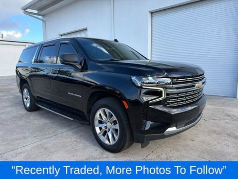 Used 2021 Chevrolet Suburban Premier w/ Premium Package RWD image 1