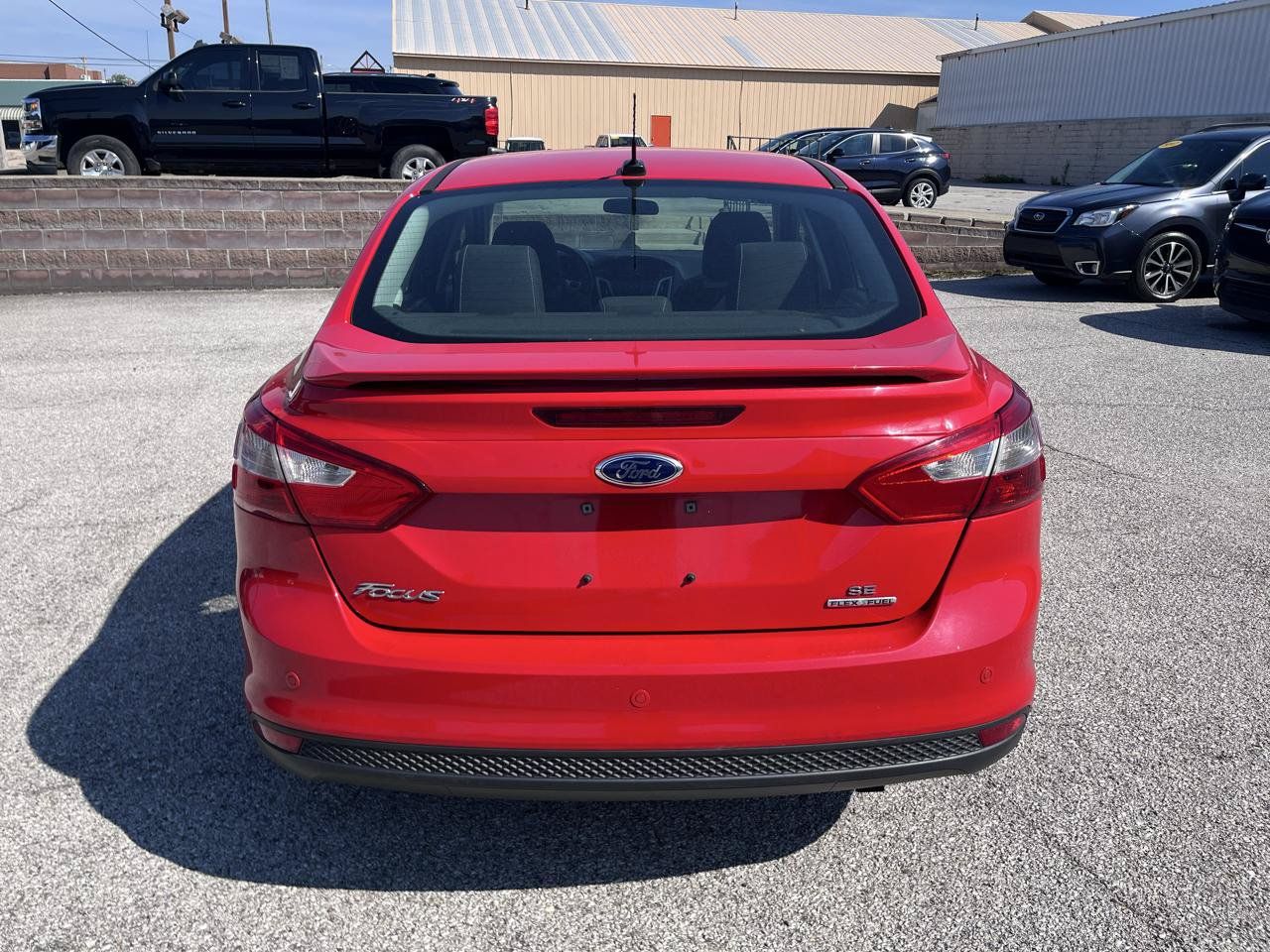 Used 2014 Ford Focus SE w/ SE Sport Package FWD image 4