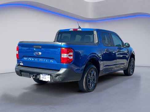 Used 2023 Ford Maverick XLT image 3