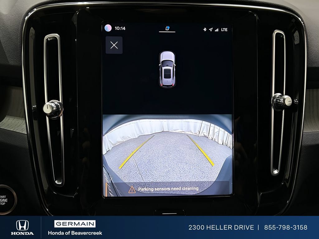 Used 2023 Volvo XC40 B4 Ultimate FWD image 23
