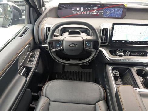 New 2025 Ford Expedition Tremor image 18