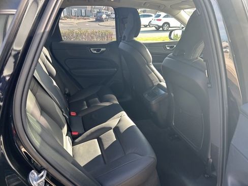 Certified 2025 Volvo XC60 B5 Plus image 13
