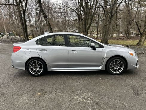 Used 2020 Subaru WRX image 9