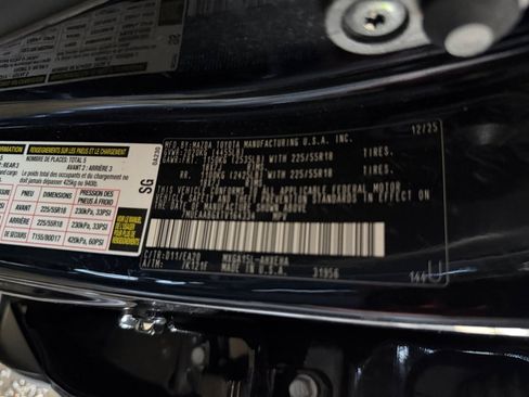 Certified 2026 Toyota Corolla Cross XLE AWD/4WD image 39