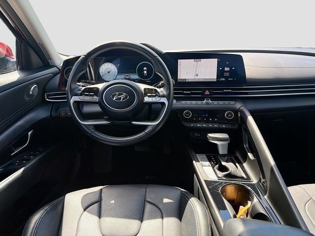 Used 2023 Hyundai Elantra Limited FWD image 22