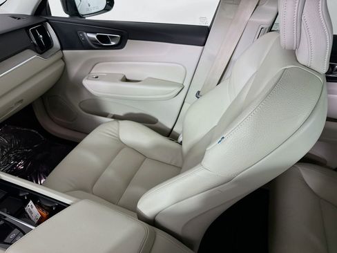 Used 2023 Volvo XC60 T8 Plus AWD/4WD image 24