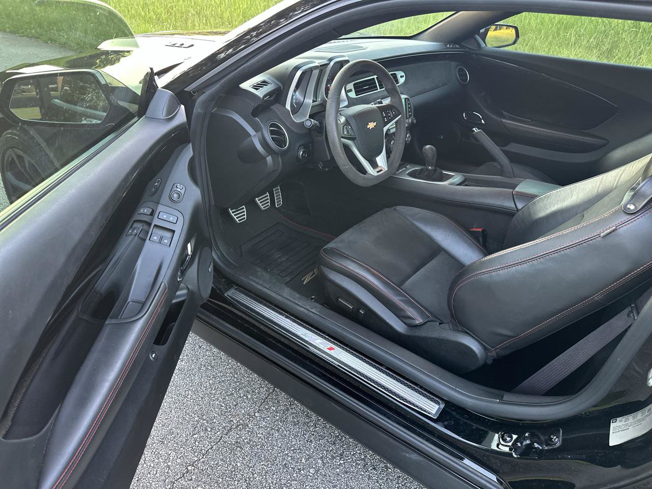 Used 2013 Chevrolet Camaro ZL1 RWD image 13
